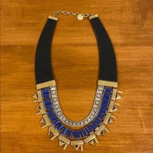 Statement necklace